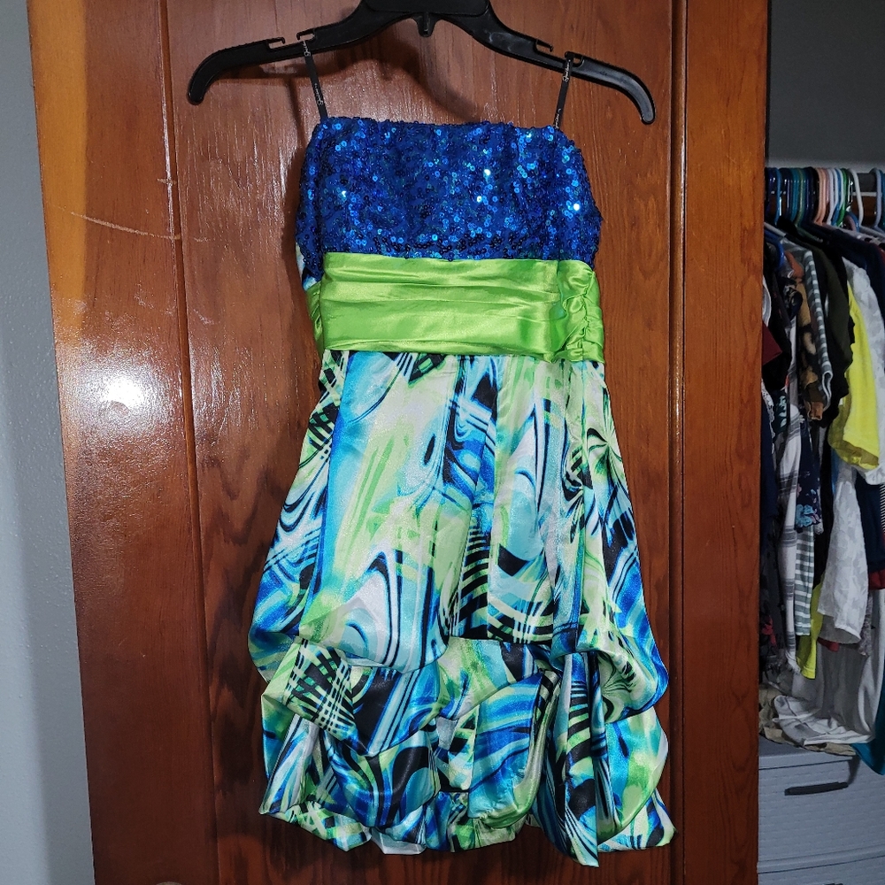 Xtraordinary Formal Dress